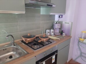 Oven, stovetop