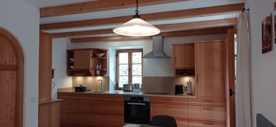 Living with the ceramist