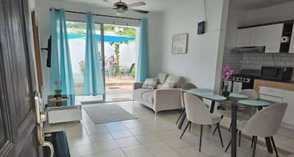 Welcome to your tropical getaway!