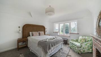 3 bedrooms, WiFi, bed sheets