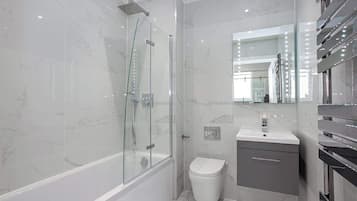 Dusche, Haartrockner