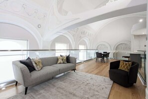 Televisie en een kantoor