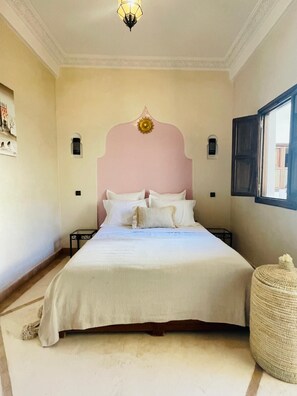 5 Schlafzimmer, Bügeleisen/Bügelbrett, WLAN, Bettwäsche