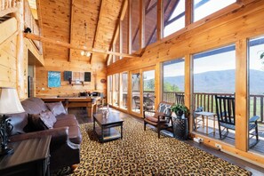 Smart-TV, peis og DVD-spiller