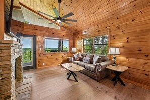 Smart TV, fireplace, DVD player - Intimate Cabin w/ Hot Tub & Mountain Views (Sevierville)