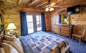 4 soverom, strykejern/-brett, wi-fi (inkludert) og sengetøy