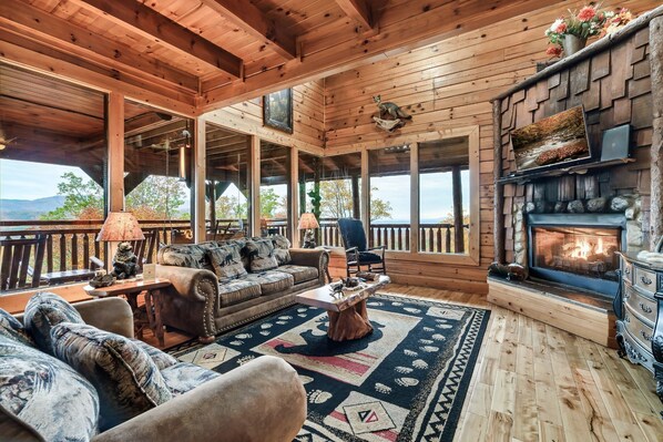 Téléviseur connecté, foyer