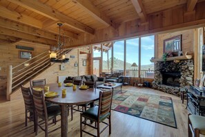Interior - Tranquil Mountain Cabin w/ Hot Tub & Games (Sevierville)