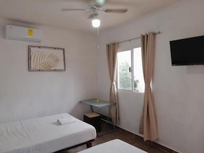 3 bedrooms, iron/ironing board, WiFi, bed sheets - Hotel Like Bedrooms in Cancun close to the airport AC, kitchen , Pool , (Cancún)