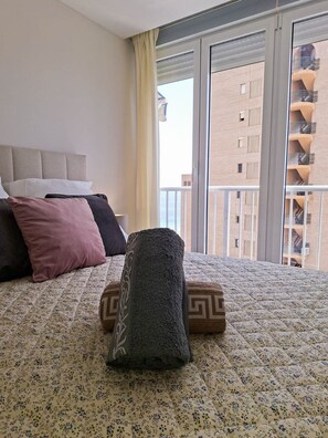 2 bedrooms, desk, iron/ironing board, travel cot