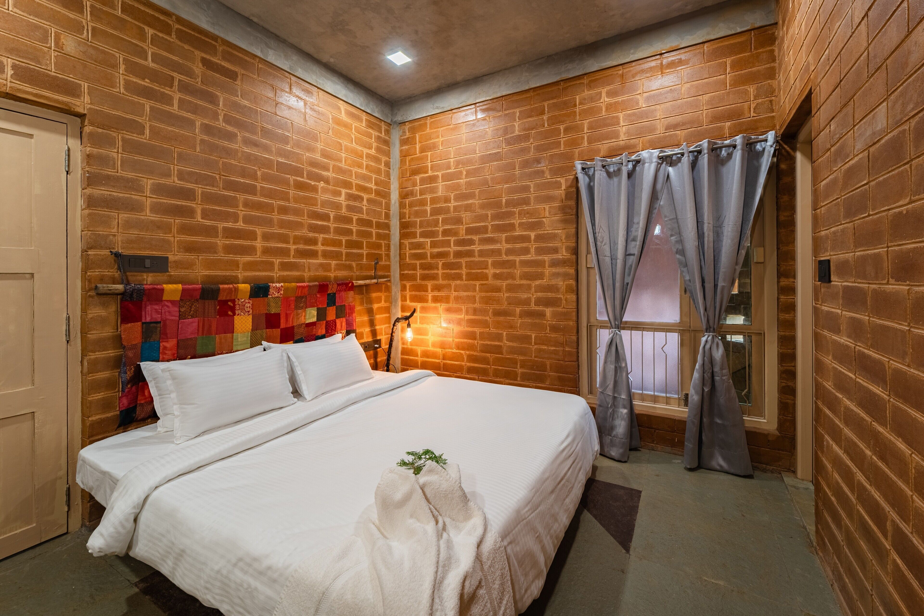 Villa | Egyptian cotton sheets, premium bedding, down duvets, iron/ironing board