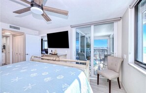 2 bedrooms, iron/ironing board, free WiFi, bed sheets - Caper Beach Club Penthouse 2 (Fort Myers Beach)
