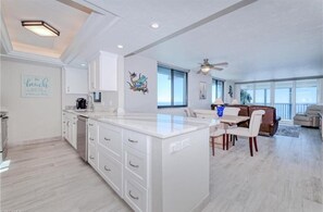 Interior - Caper Beach Club Penthouse 2 (Fort Myers Beach)