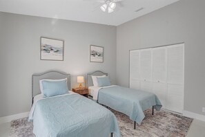 2 bedrooms, iron/ironing board, WiFi, bed sheets