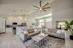 Smart TV, stereo, printers