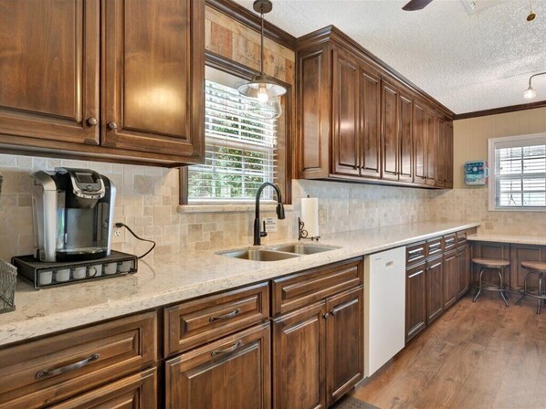 Microwave, oven, stovetop, dishwasher
