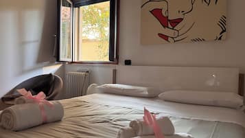 2 bedrooms, free WiFi, bed sheets