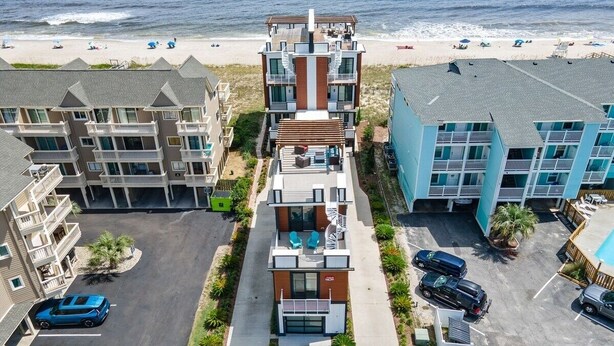 Exterior - Carolina Skies - Rooftop Deck - Ocean Views (Carolina Beach)