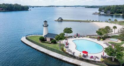 Lake Martin Condo in StillWaters