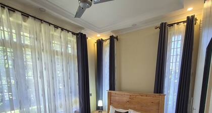 Welcome to The Urban EcoLuxe a spacious three bedroom two bathrooms urban villa.
