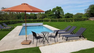 Piscina stagionale all'aperto