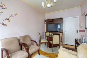 Apartment | 2 bedrooms - Apartamento c 2 Quartos no Centro Hist Rico (Porto Alegre)