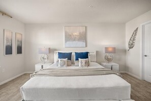 5 bedrooms, iron/ironing board, WiFi, bed sheets