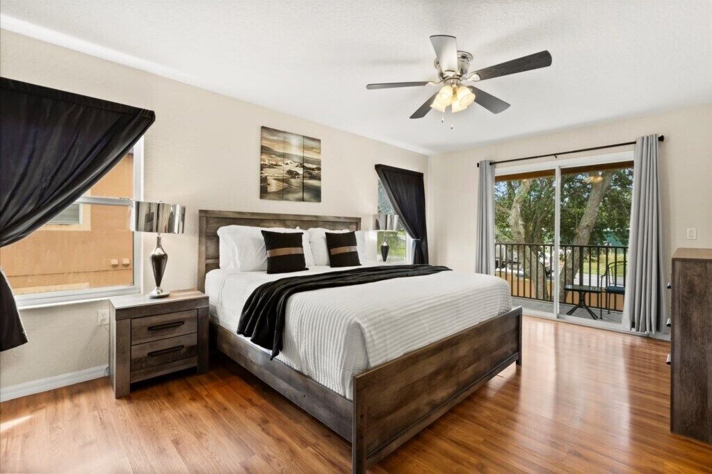 4 Schlafzimmer, Bügeleisen/Bügelbrett, WLAN, Bettwäsche