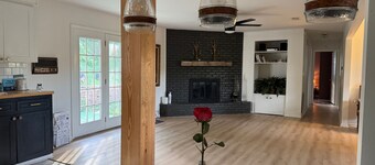 Delightful 3-bedroom house with Home Office and AC in North Little Rock