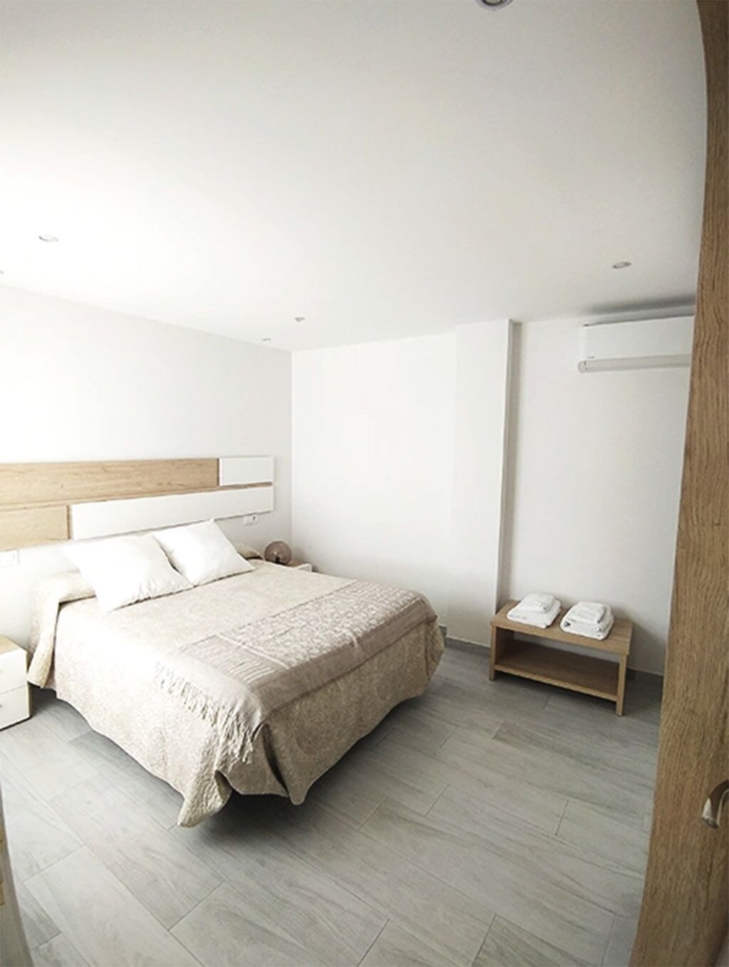 2 間睡房、熨斗/熨衫板、上網、床單