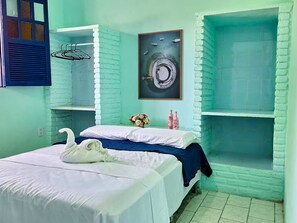 4 dormitorios, tabla de planchar con plancha, wifi y ropa de cama