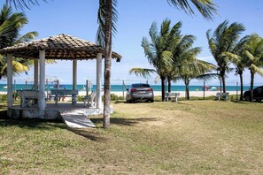 Outdoor dining - Pet-friendly Berlin - Lots of space near the sea! (Vera Cruz)