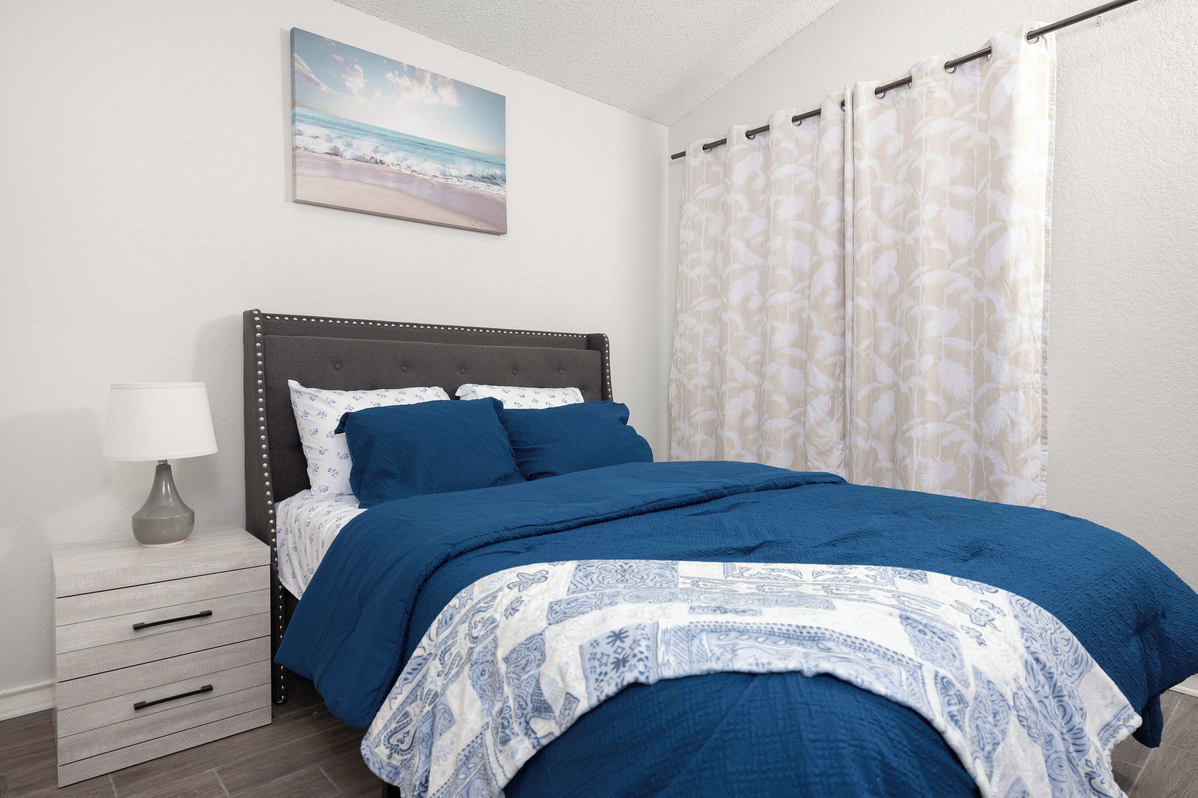 3 bedrooms, desk, iron/ironing board, free WiFi