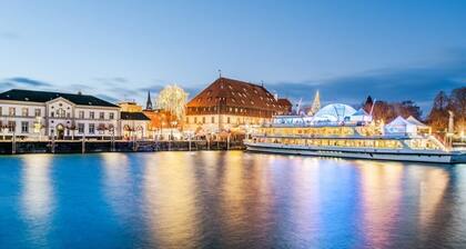 Modern vacation apartment with enchanting lake view