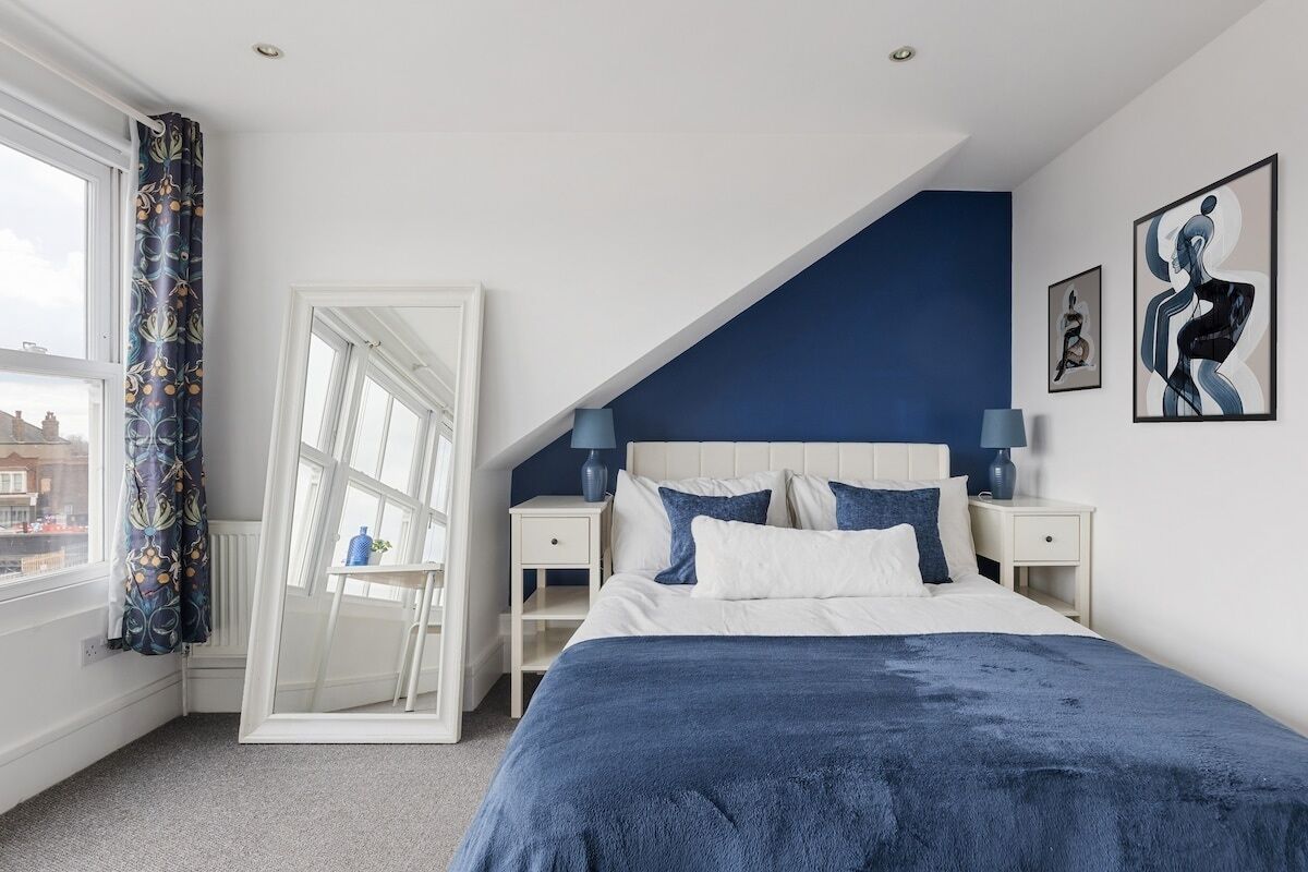 3 dormitoris, planxa i posts de planxar, wifi gratuïta i roba de llit 