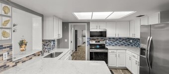 Relax & Explore: 3BR Crystal River Retreat with Dock Access to Private Canal