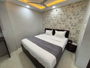 华丽双人房 | 办公桌、笔记本电脑工作区、免费 WiFi