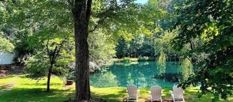 Lovely 2BR Guesthouse in Greenville Near Furman w/ Pond Views & Fire Pit