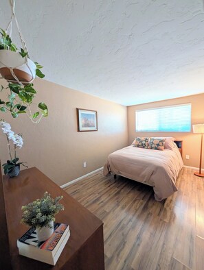 3 bedrooms, desk, free WiFi, bed sheets