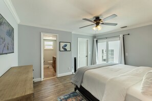 4 chambres, fer et planche à repasser, lit parapluie, Wi-Fi gratuit