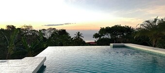 Costa Rica dream: ocean view, infinity pool, surrounded by nature