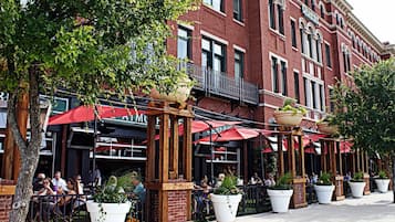 Restauration extérieure