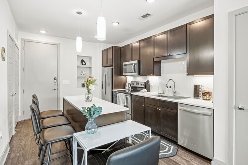 BrightHaven Frisco - 1BR+ EV Parking near The Star