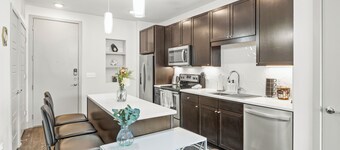 BrightHaven Frisco - 1BR+ EV Parking near The Star