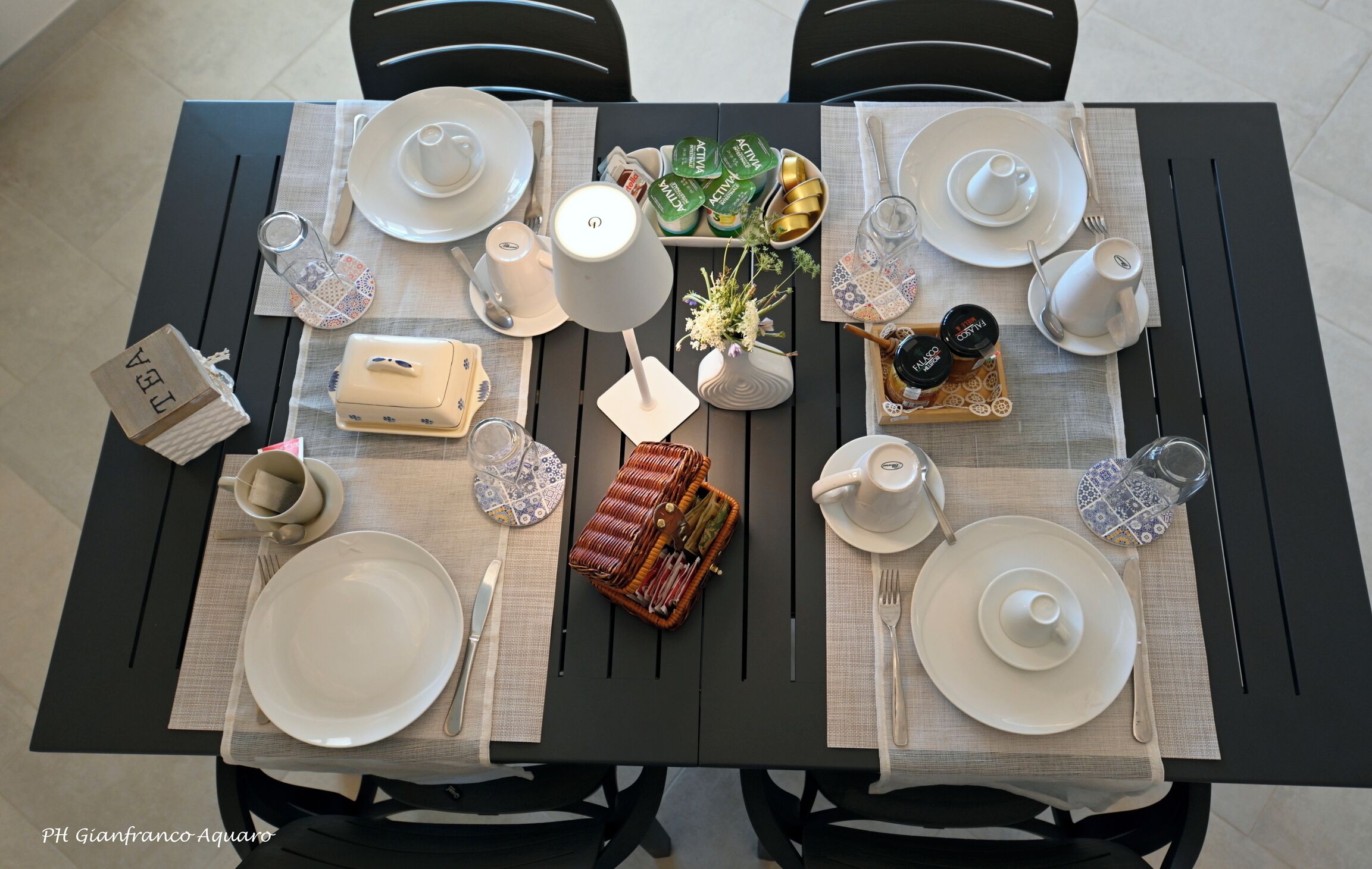 TV connectée de 40 pouces avec chaînes numériques