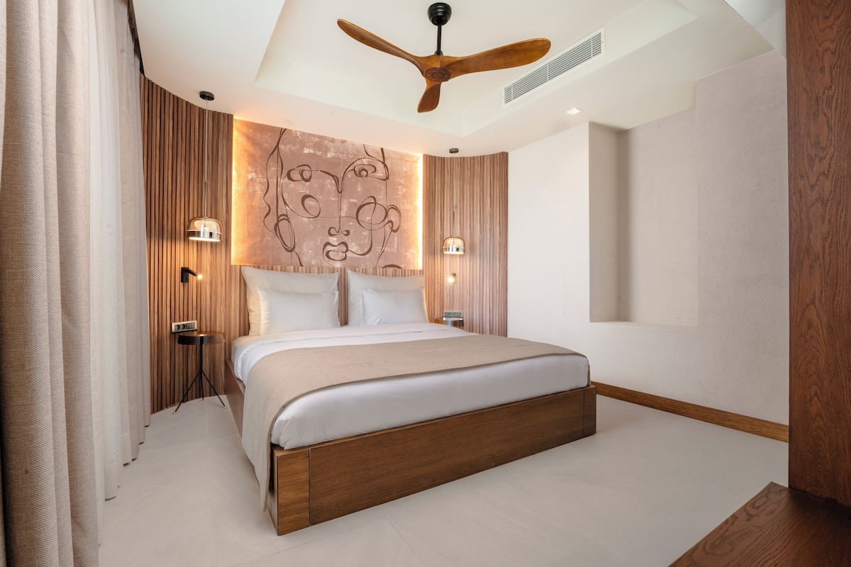 Standard Double Room, Partial Sea View | In-room safe, blackout drapes, soundproofing, iron/ironing board