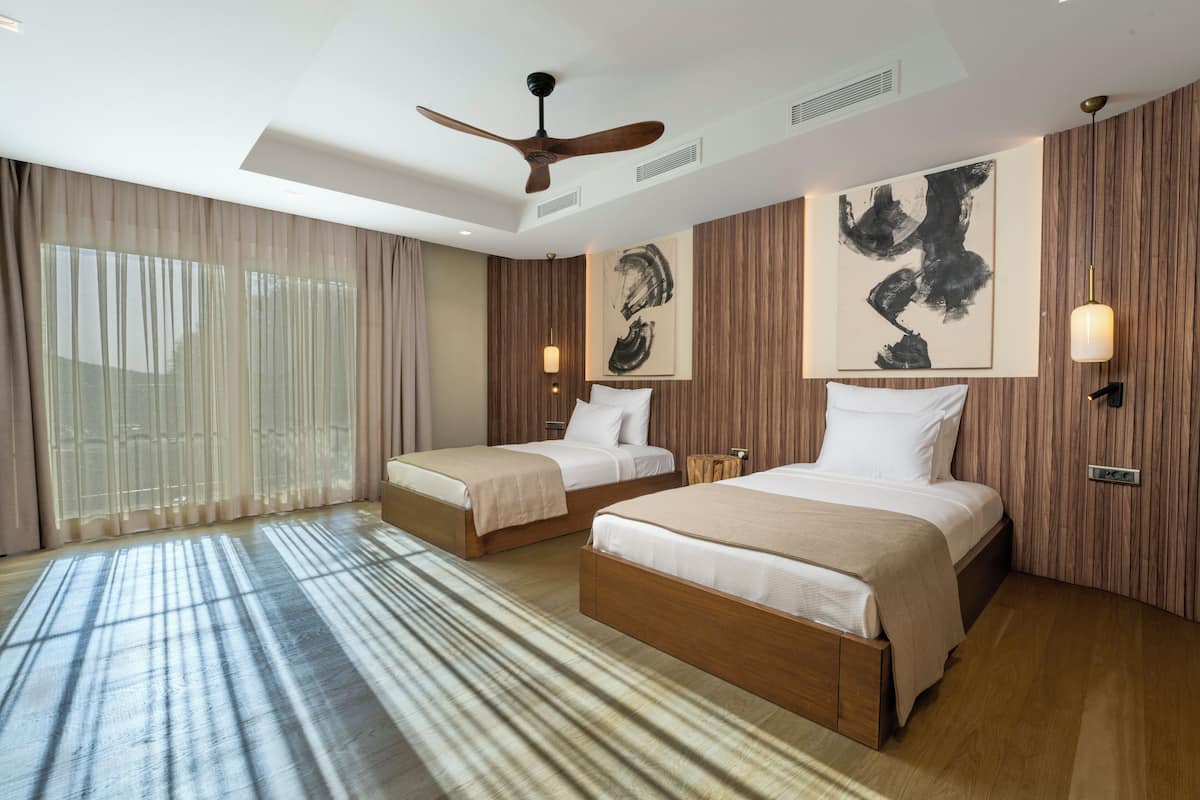 Standard Twin Room, Sea View | In-room safe, blackout drapes, soundproofing, iron/ironing board