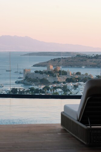 Mavilu Luxury Hotel