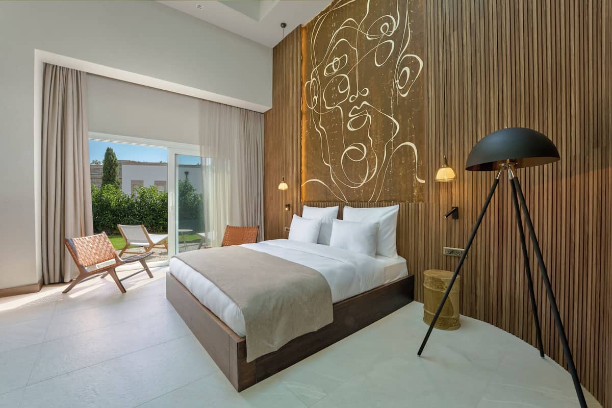 Standard Double Room, City View | In-room safe, blackout drapes, soundproofing, iron/ironing board