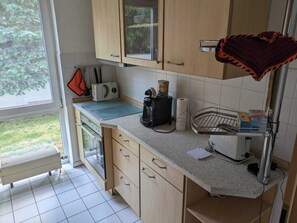 Oven, stovetop, dishwasher